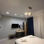 Elmax Apartment